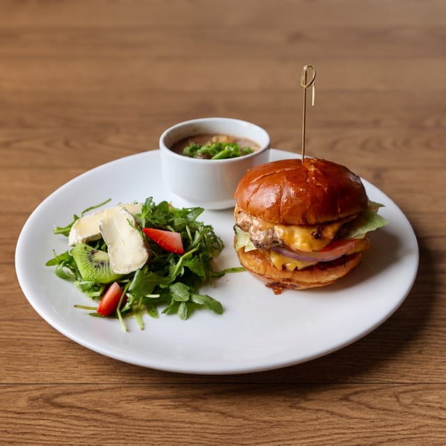 Lunch Feature.